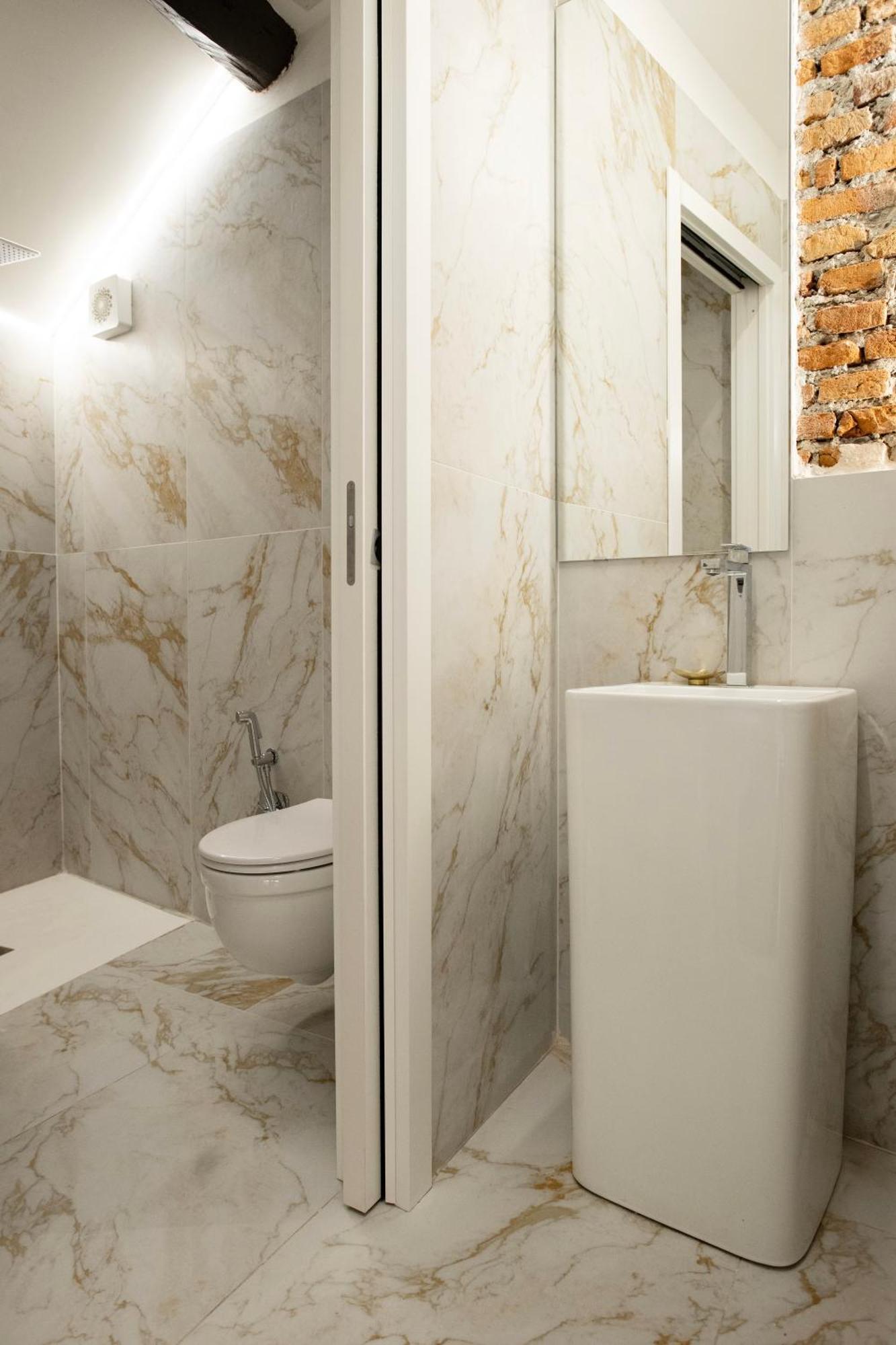 밀라노 La Nuova Torretta Sui Navigli 아파트 외부 사진